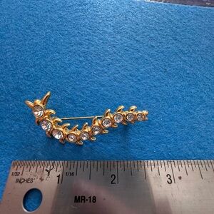 Crystal centipede Brooch